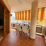 Edificio Don Antonio * لوس كريستيانوس