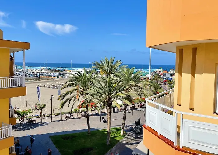 Edificio Don Antonio Лос Кристианос