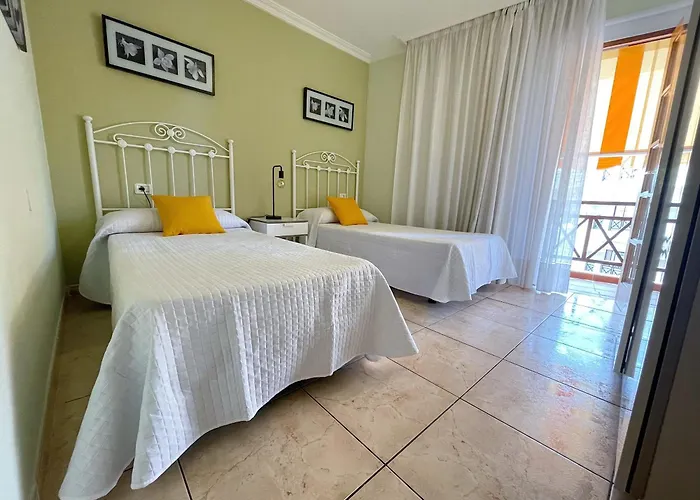 Edificio Don Antonio Los Cristianos (Tenerife)