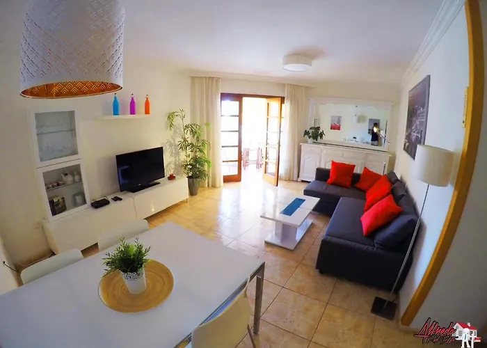 Edificio Don Antonio Лос Кристианос