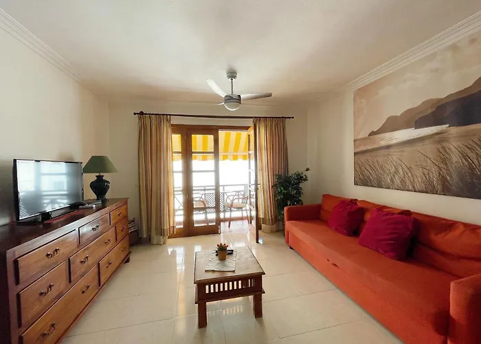 Edificio Don Antonio Los Cristianos (Tenerife)